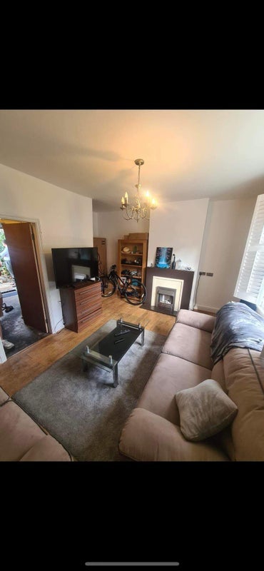 Room Parsonage Street in Greater London