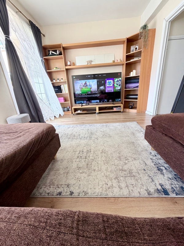Room Worsopp Drive in Greater London