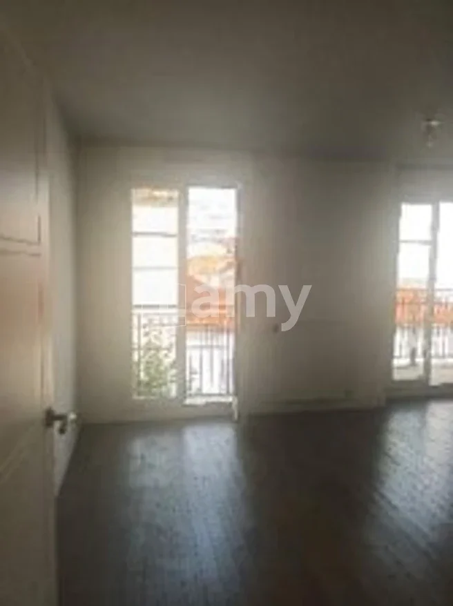 Flat Rue Parmentier in Puteaux
