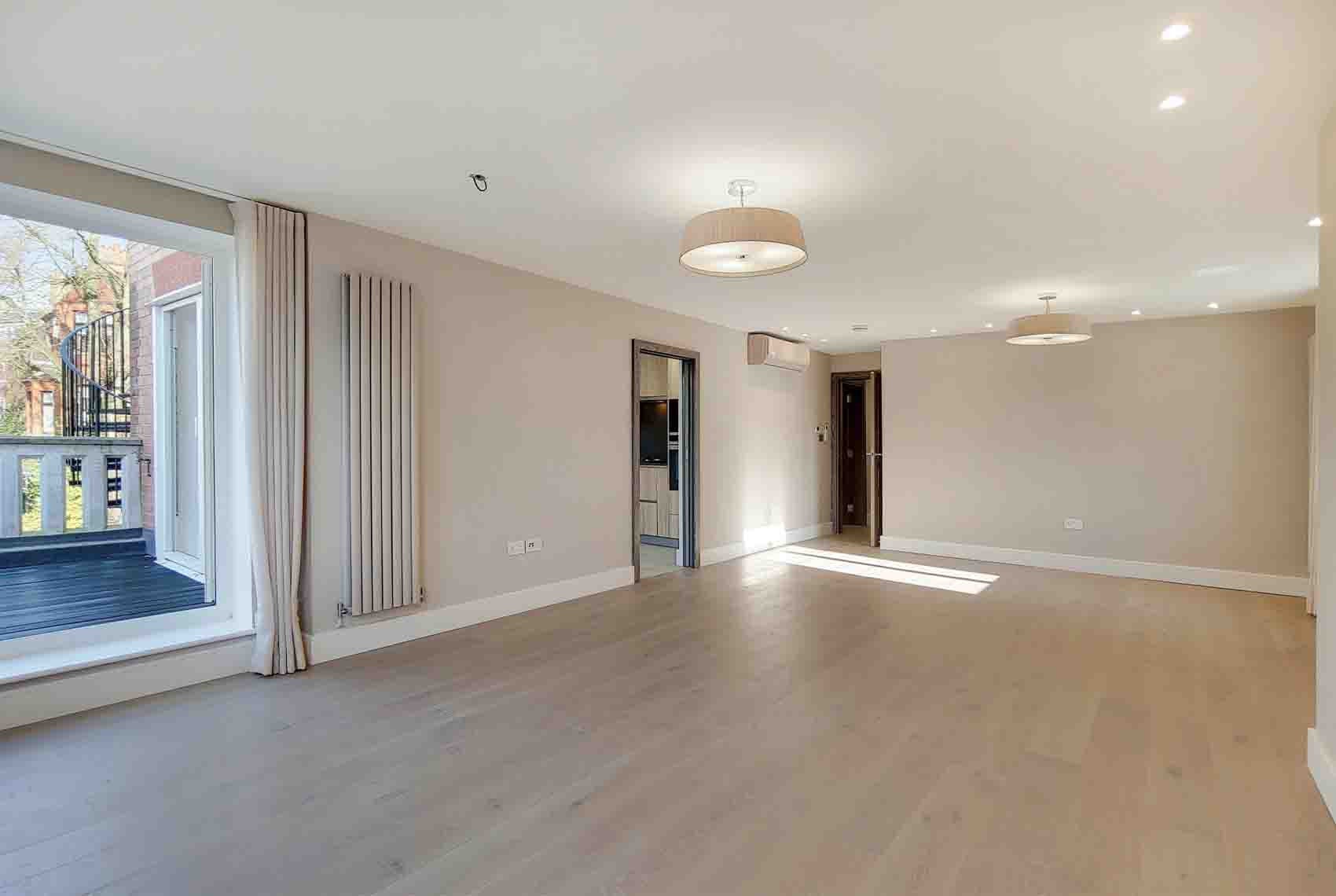 Flat Fitzjohn's Avenue in Greater London