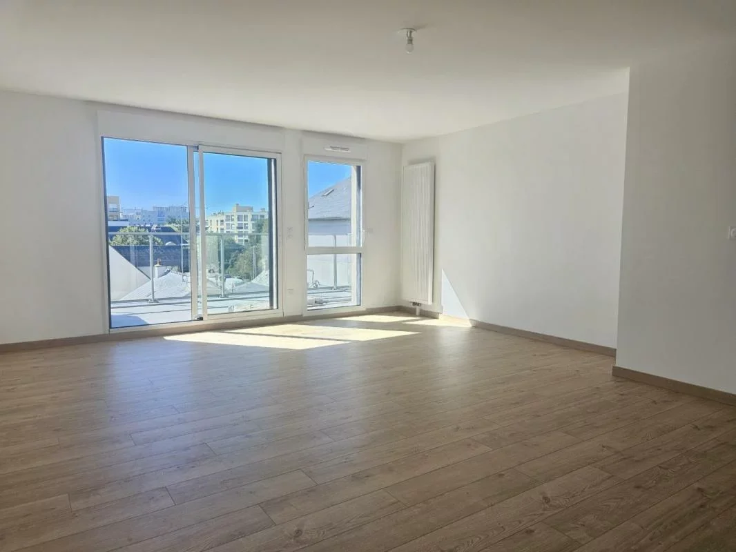 Flat Boulevard Jean Mermoz in Saint-Jacques-de-la-Lande