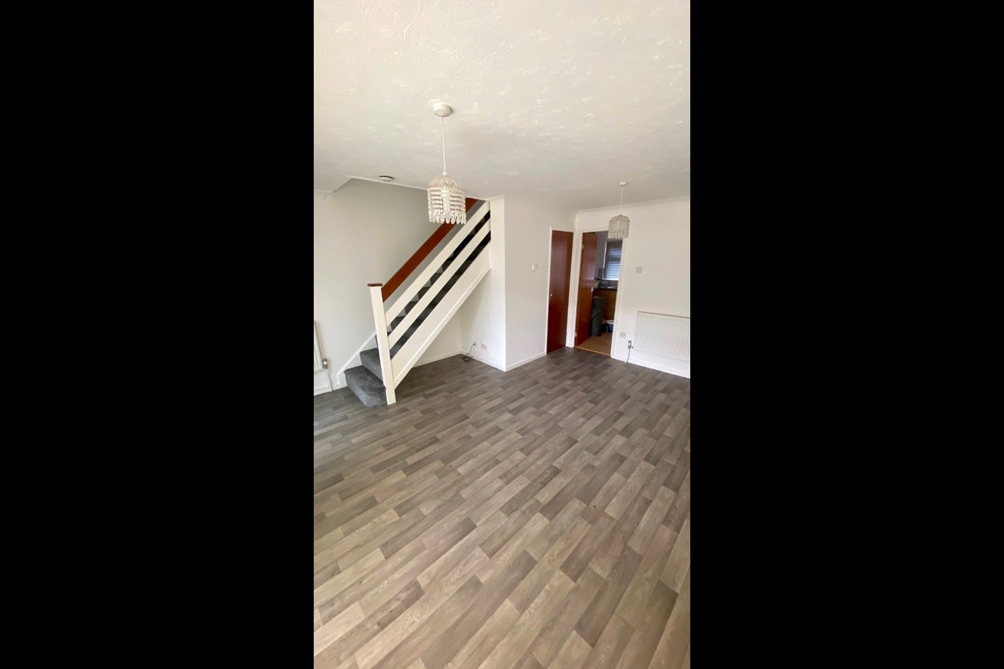 House Deanwood Drive in Rainham