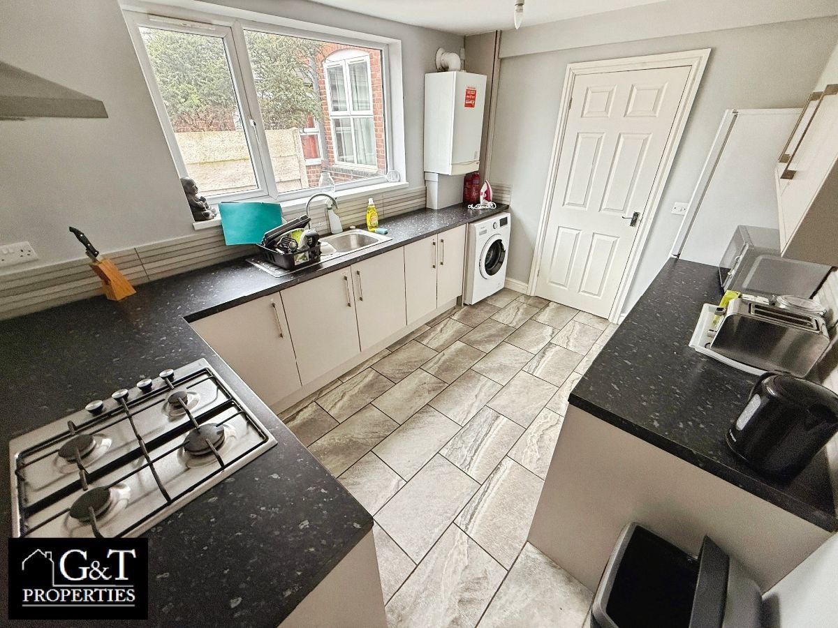 Flat Bromford Lane in Sandwell
