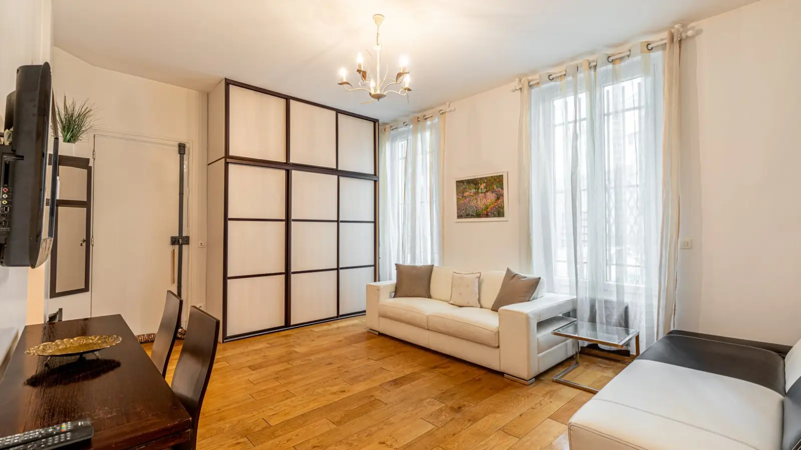 Flat Rue de l'Arsenal in Paris