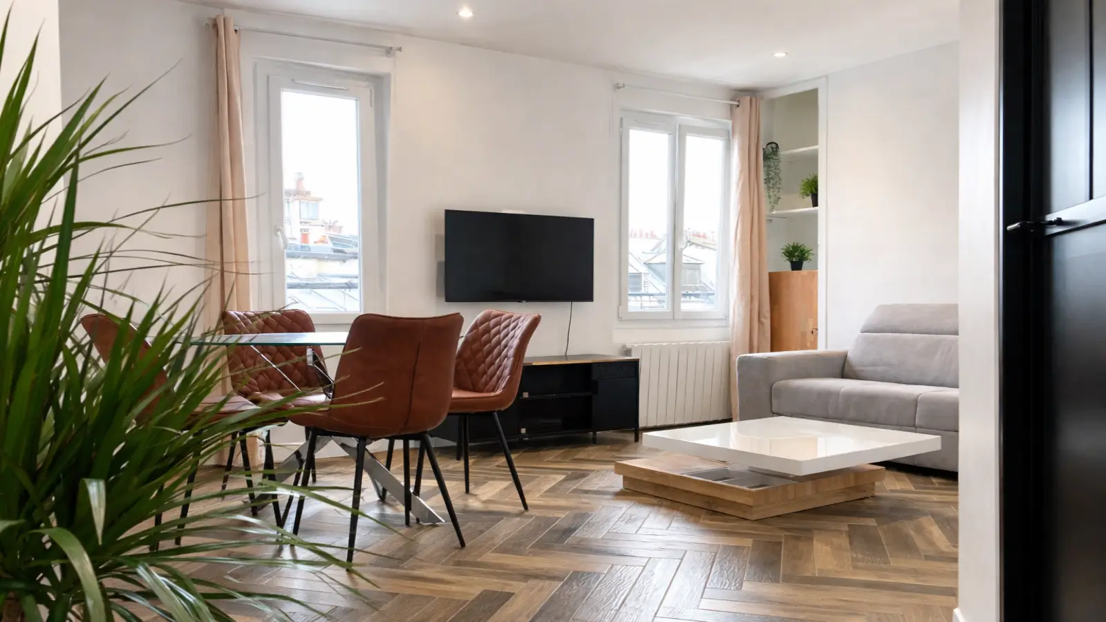 Flat Rue Léopold-Bellan in Paris