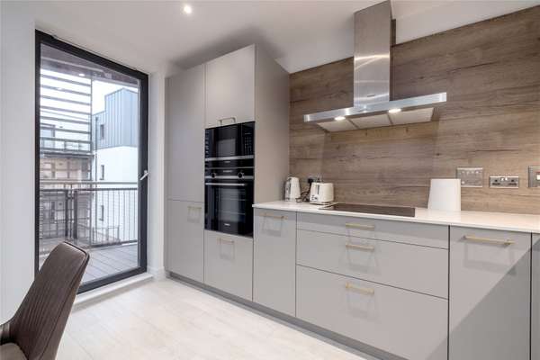 Flat Shoemakers Close in City of Edinburgh