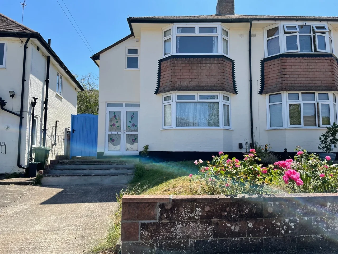 House Cocksett Avenue in Greater London