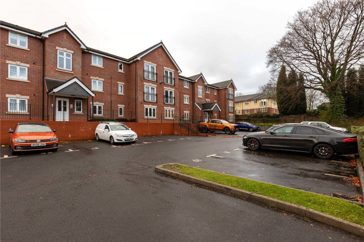 Flat Bradwell Lane in Newcastle-under-Lyme