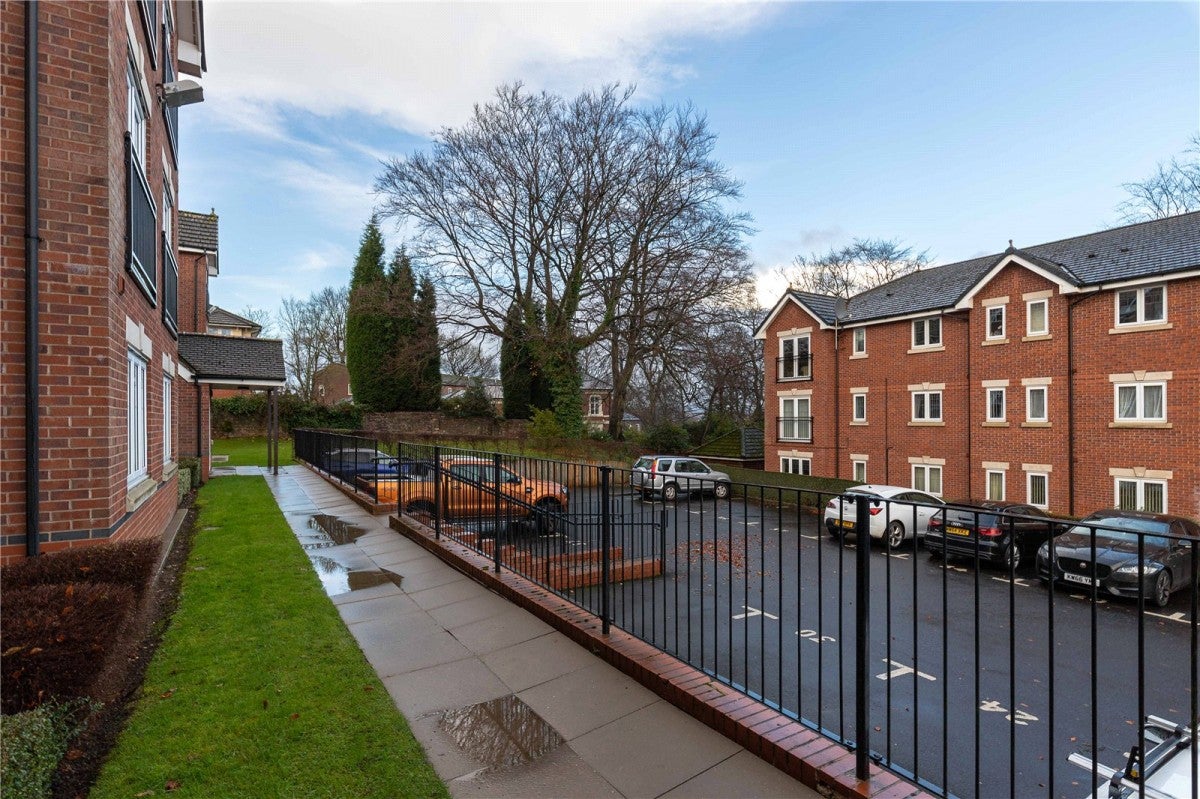 Flat Bradwell Lane in Newcastle-under-Lyme