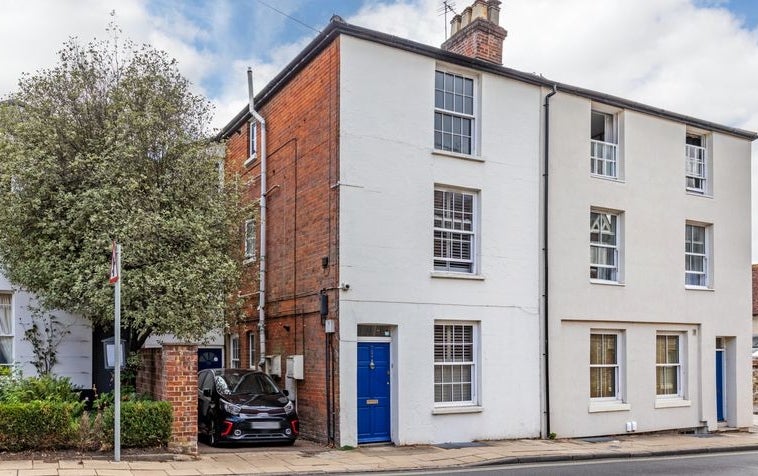 Flat Hyde Street in Winchester