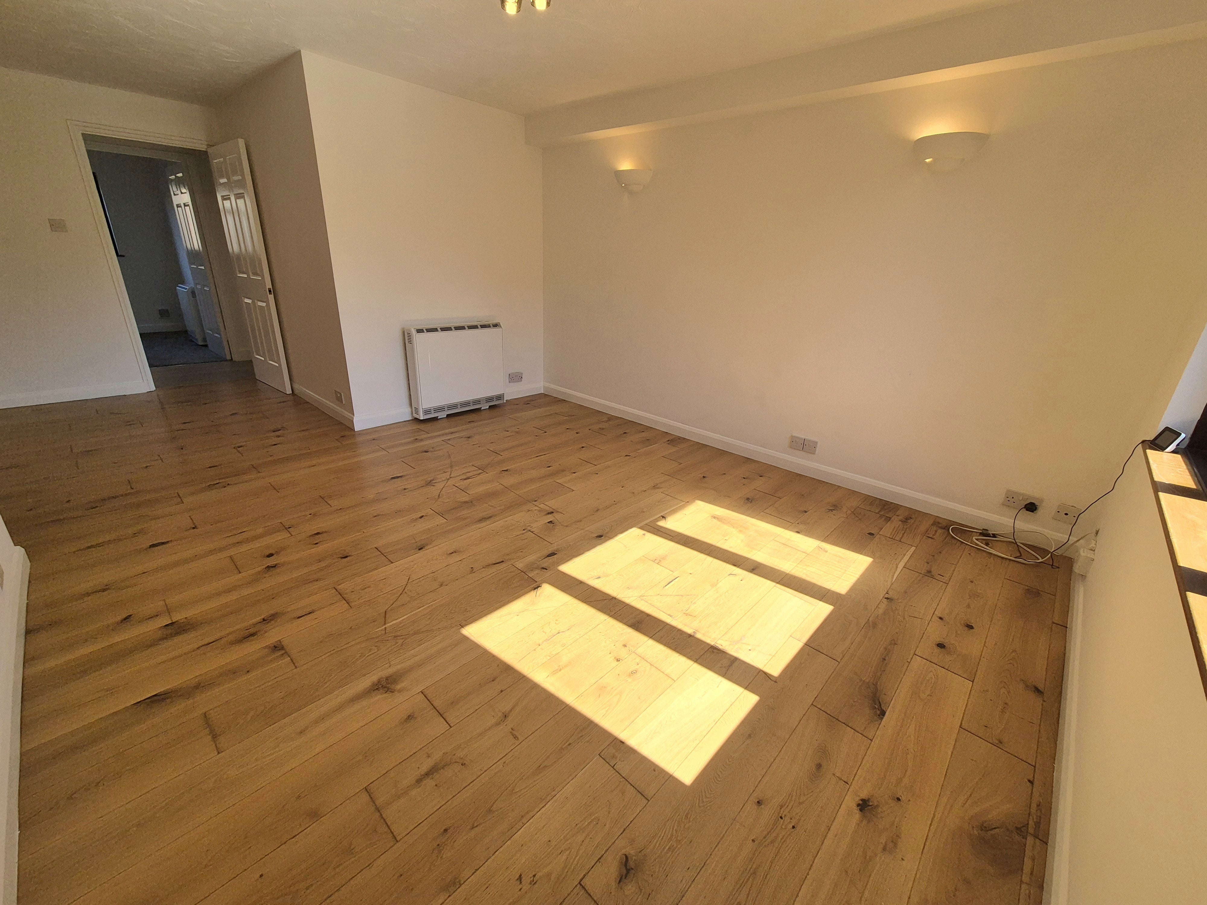 Flat Duarte Place in Grays