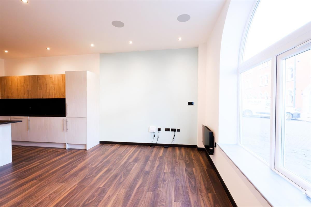 Flat Hanover Square in Hull