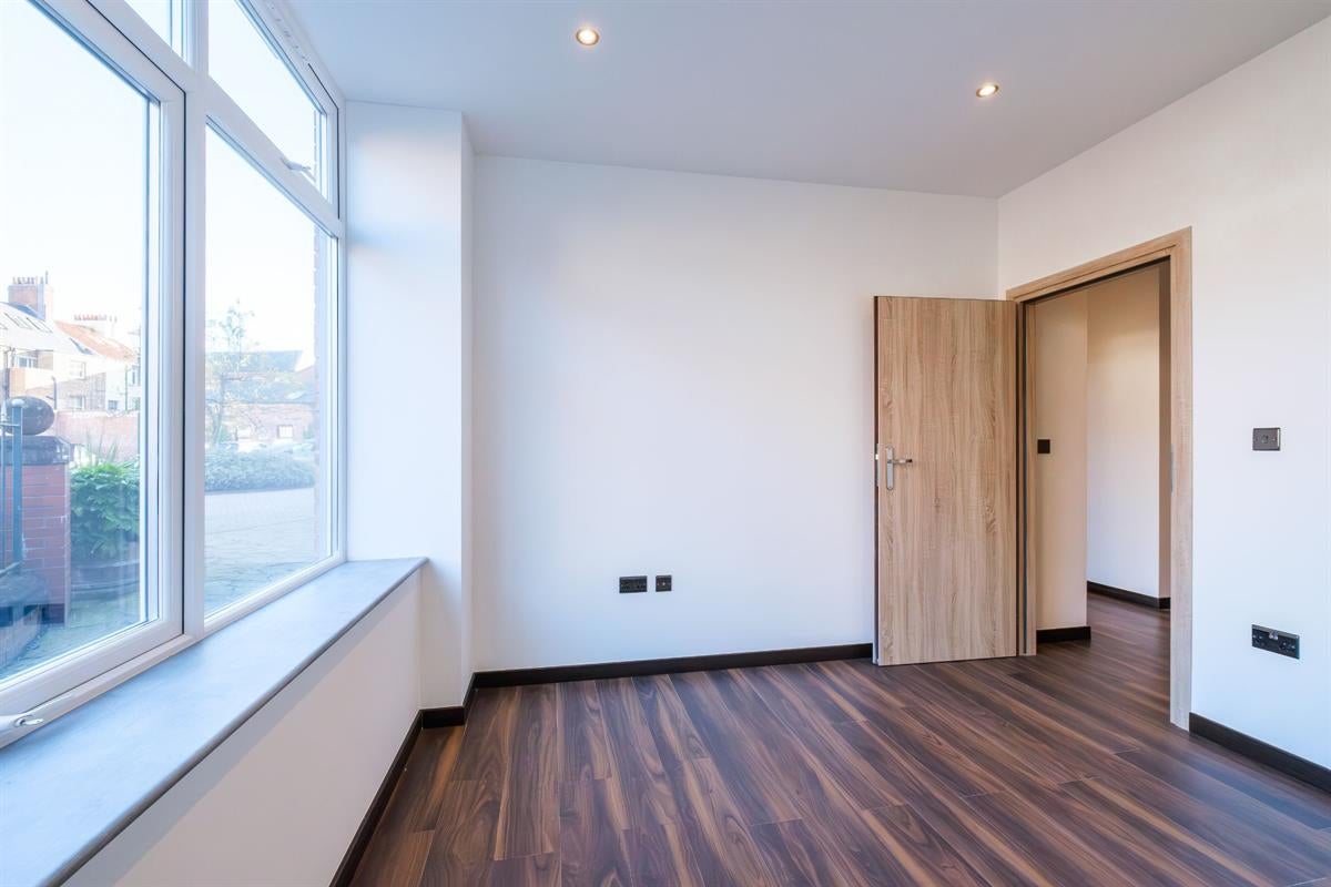 Flat Hanover Square in Hull