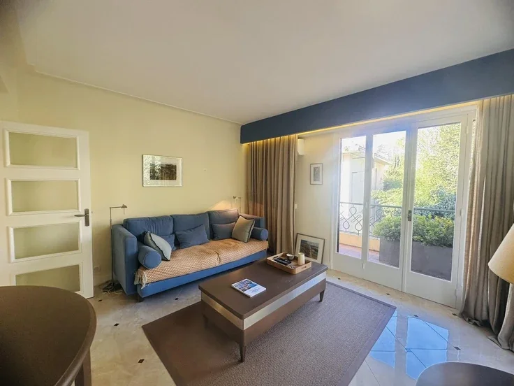 Flat Allée du Parc Saint-Jean in Cannes