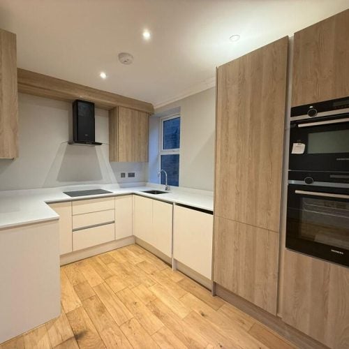 Flat Castlebar Road in Greater London