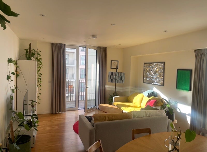 Room Logan Close in Greater London