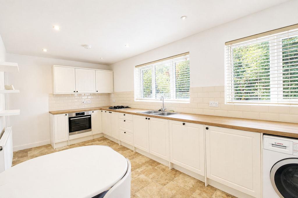House Sutherland Way in Welwyn Hatfield