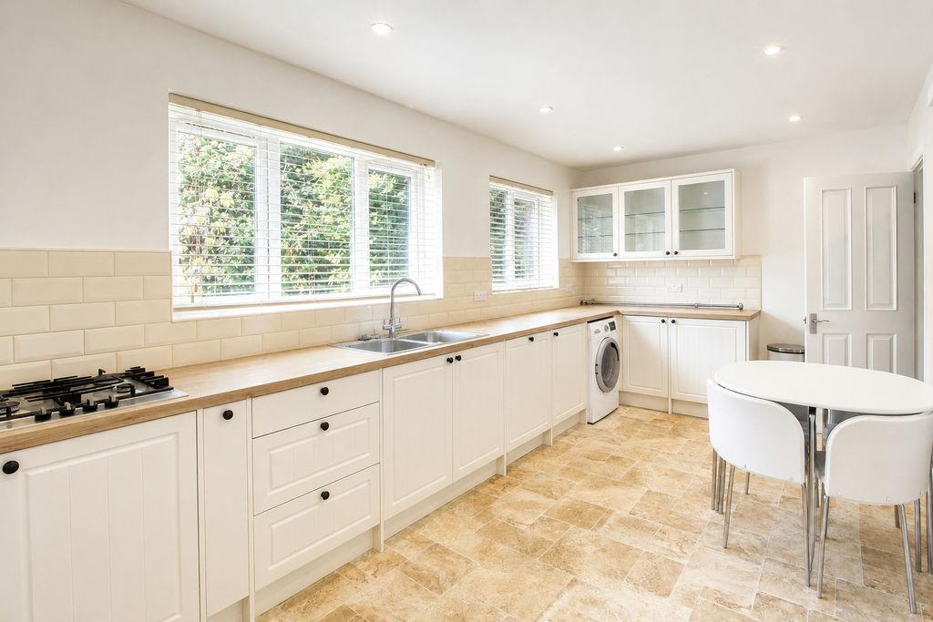 House Sutherland Way in Welwyn Hatfield
