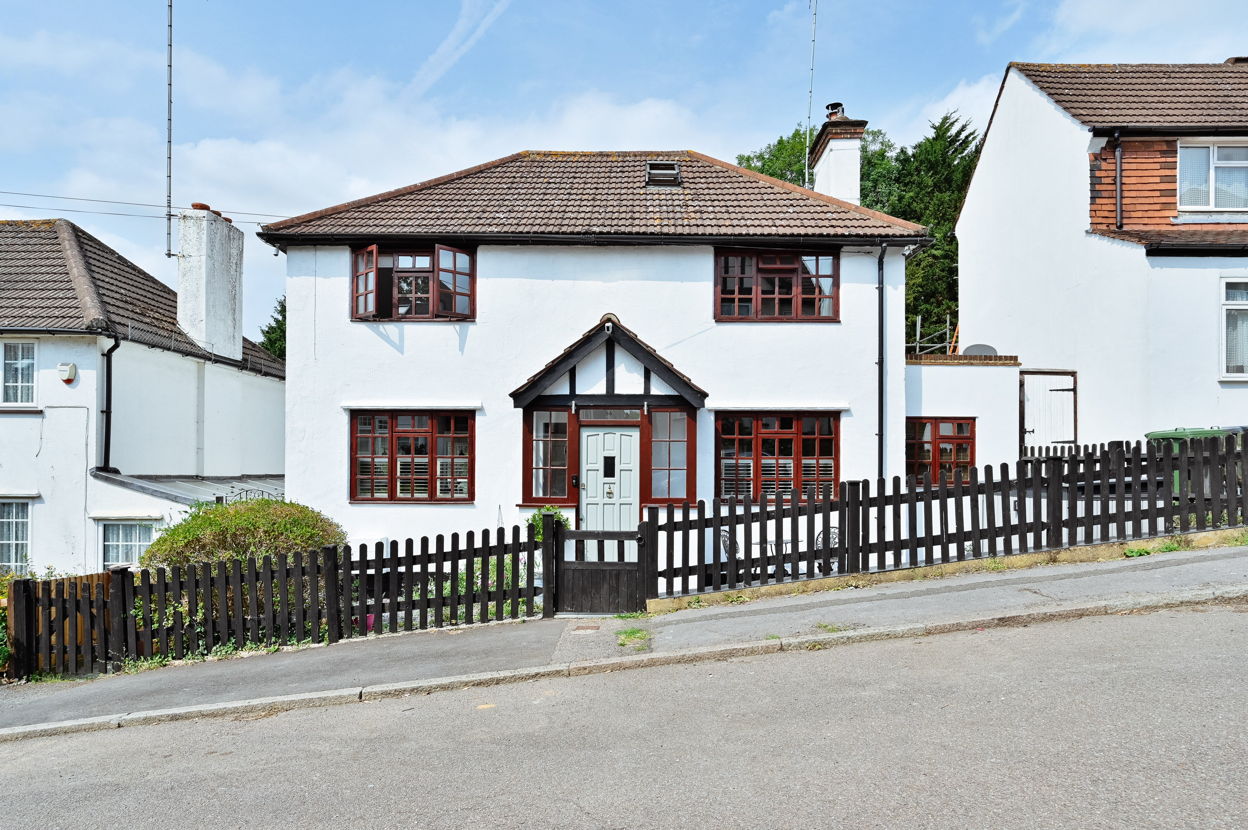 House Cross Road in Hertsmere