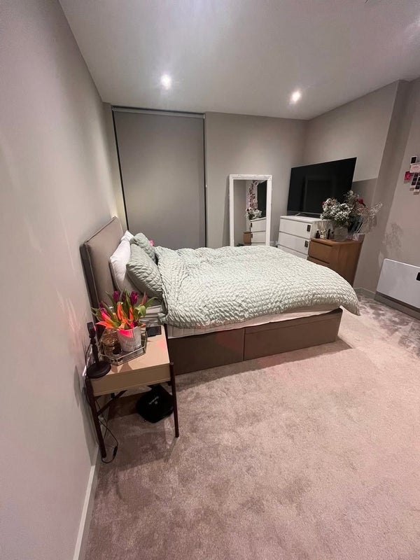 Room Junction Approach in Greater London