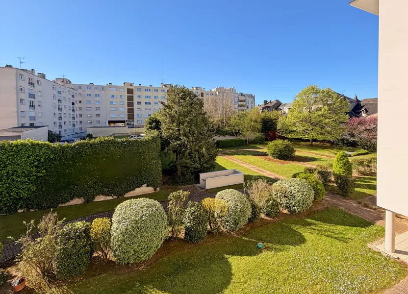 Flat Rue du Faubourg Bannier in Orléans