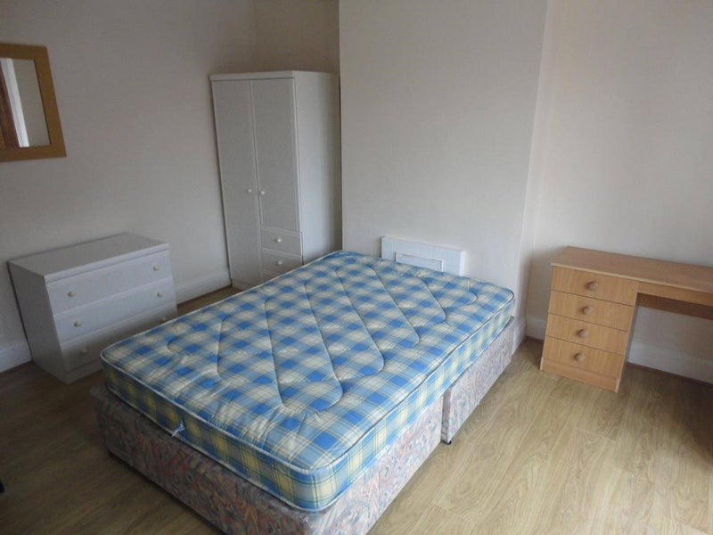 Room Brook Road in Manchester