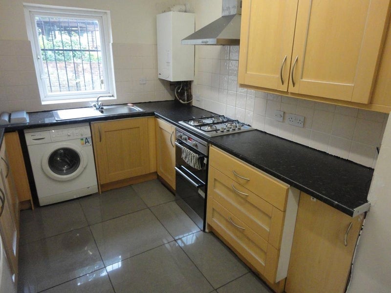 Room Brook Road in Manchester