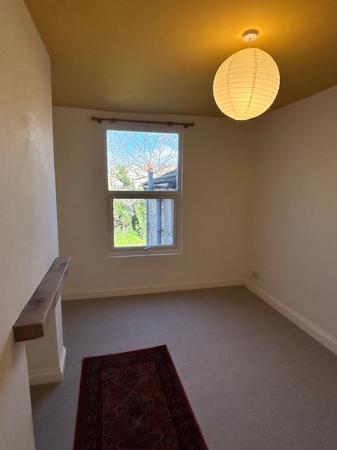 Room Webb Street in Bristol
