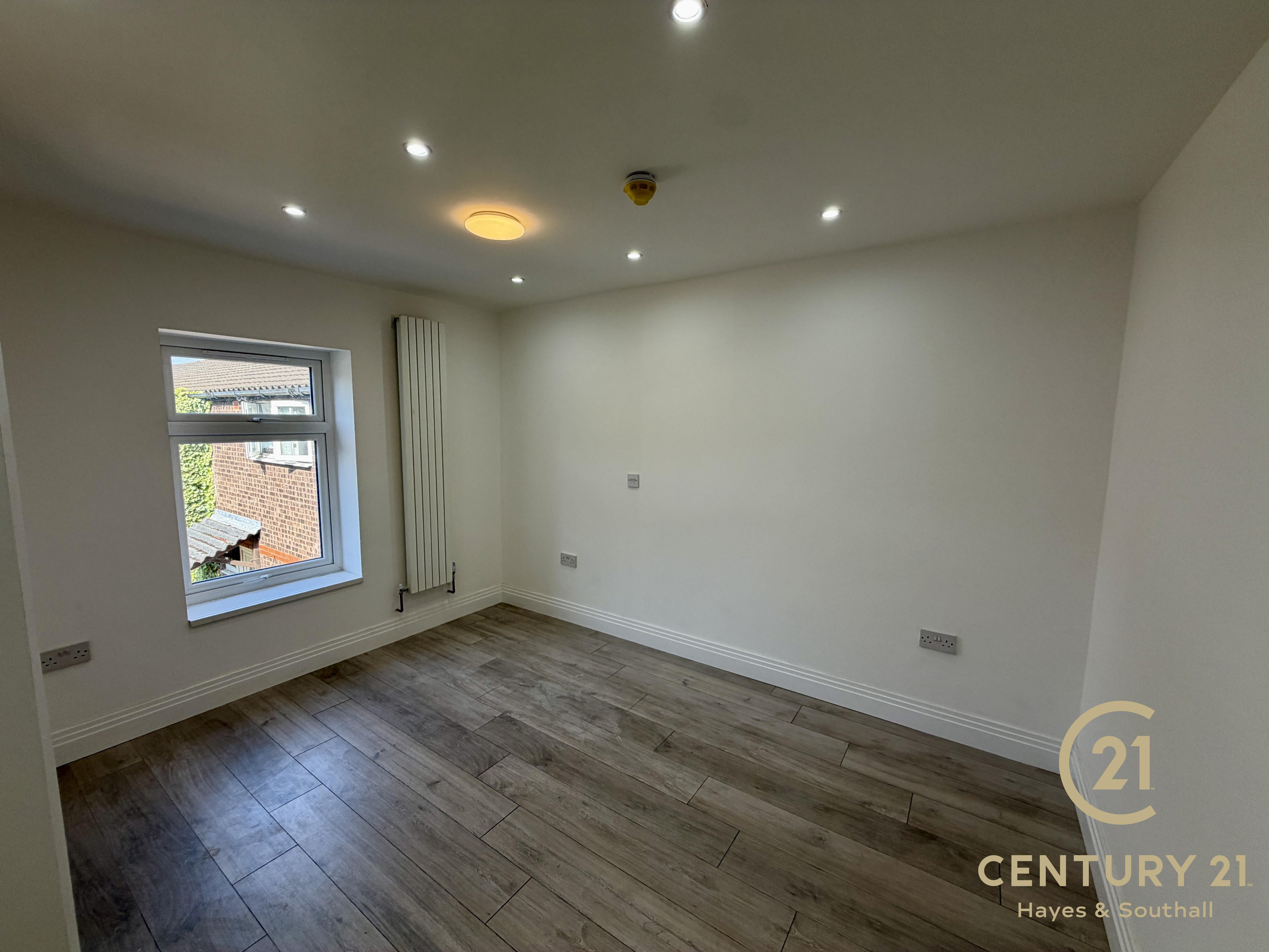 Room Maple Close in Greater London