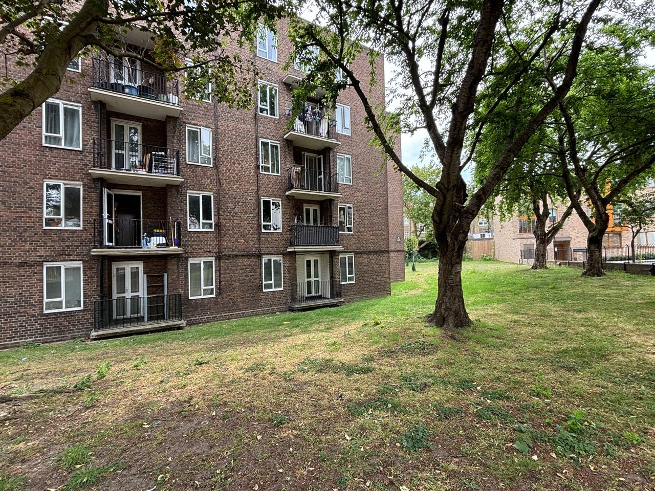 Flat Windsor Street in Greater London