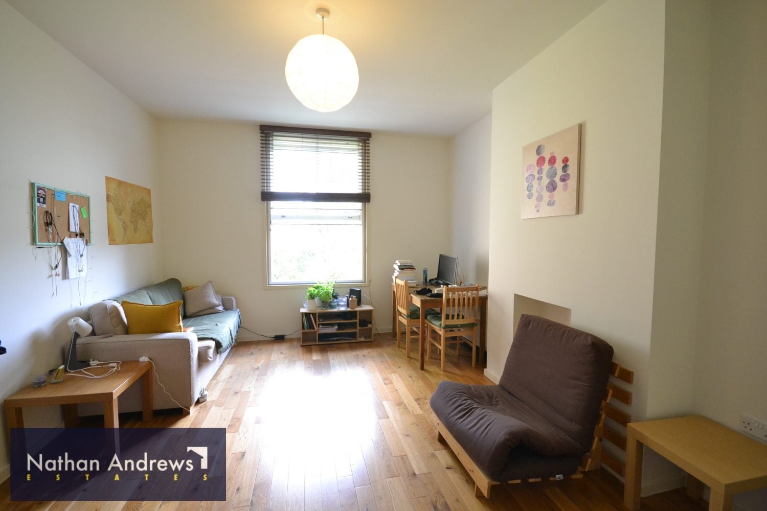 Flat Wolverton Gardens in London