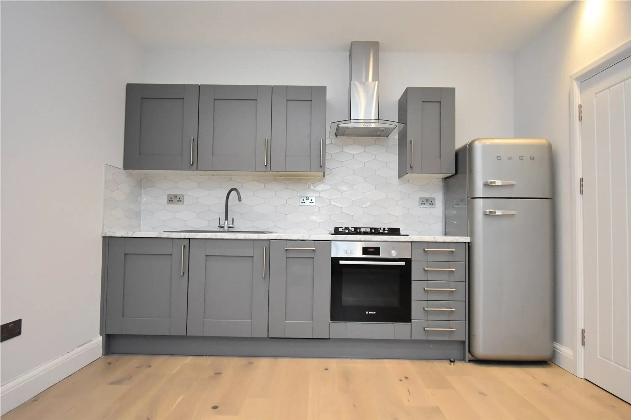 Flat Brookvale Court in Newbury