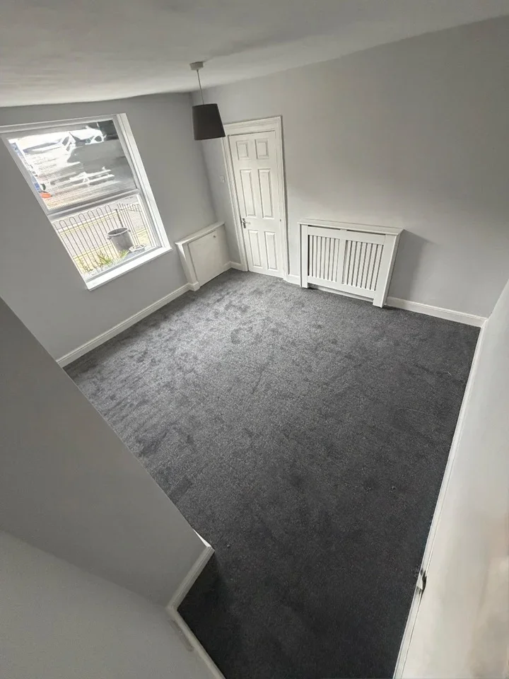 Flat Saunders Street in Gillingham