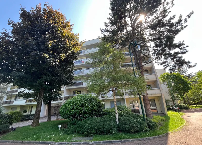 Flat Allée Jean-Guy Labarbe in Nogent-sur-Marne