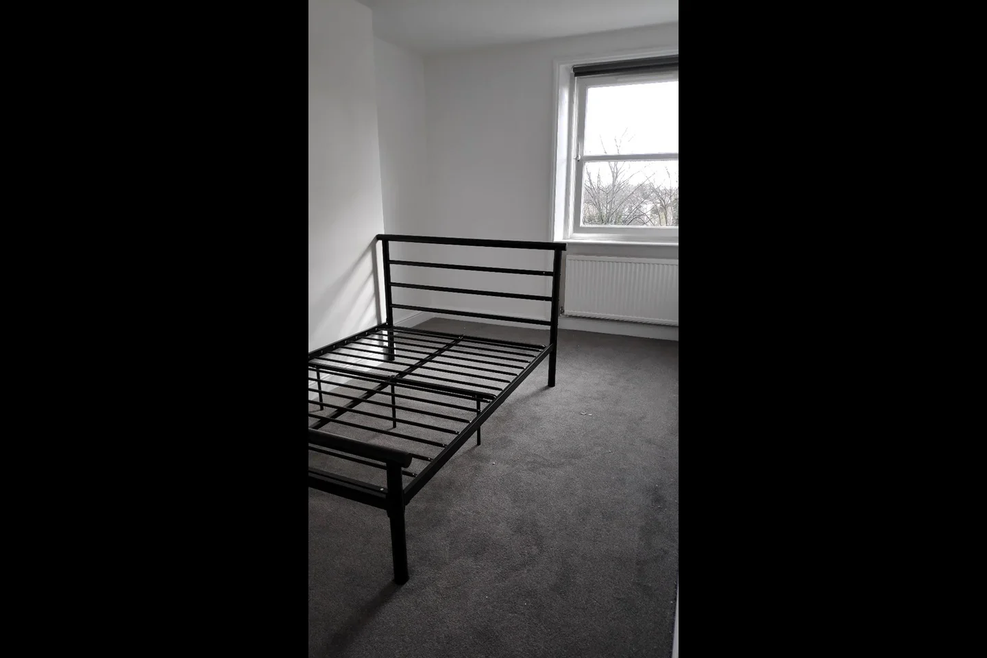 Flat Lansdowne Road in Greater London