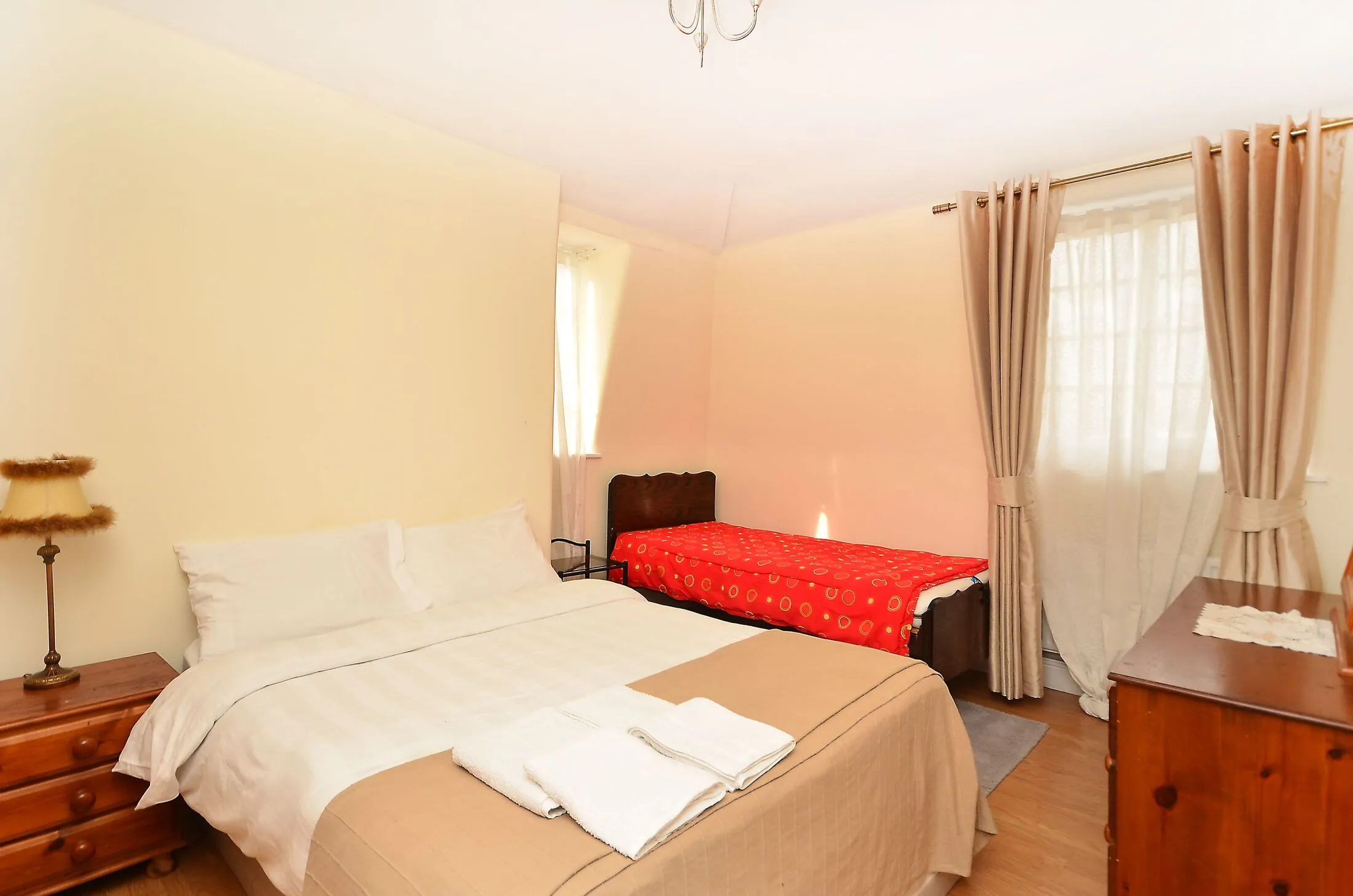 Flat Portpool Lane in Greater London