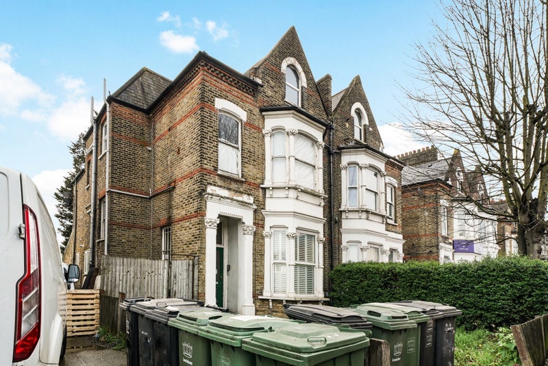 Flat Stanstead Road in Greater London