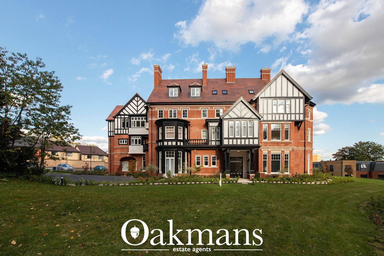 Flat Manor House Drive in Birmingham