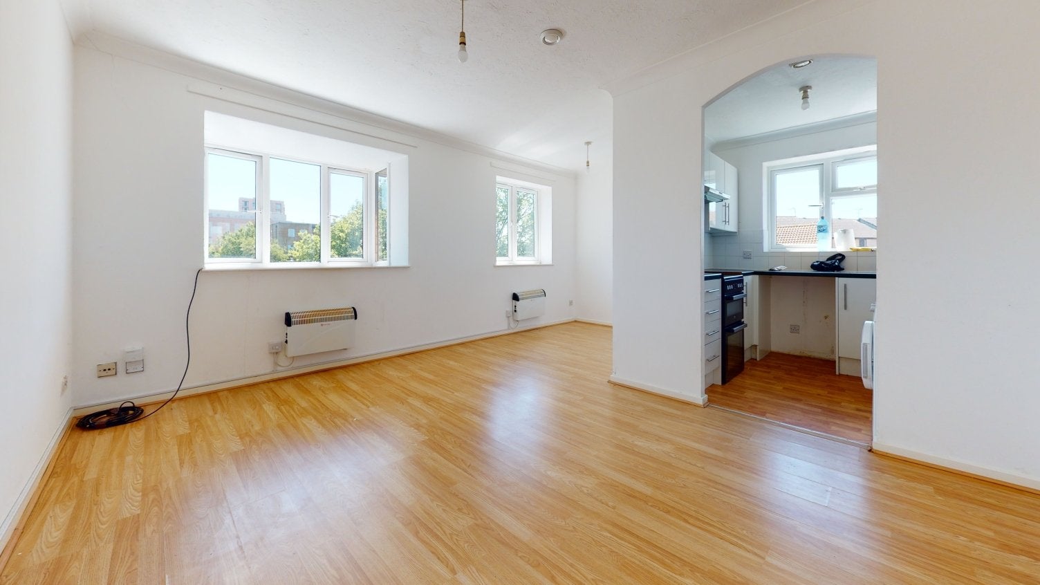 Flat Childeric Road in Greater London