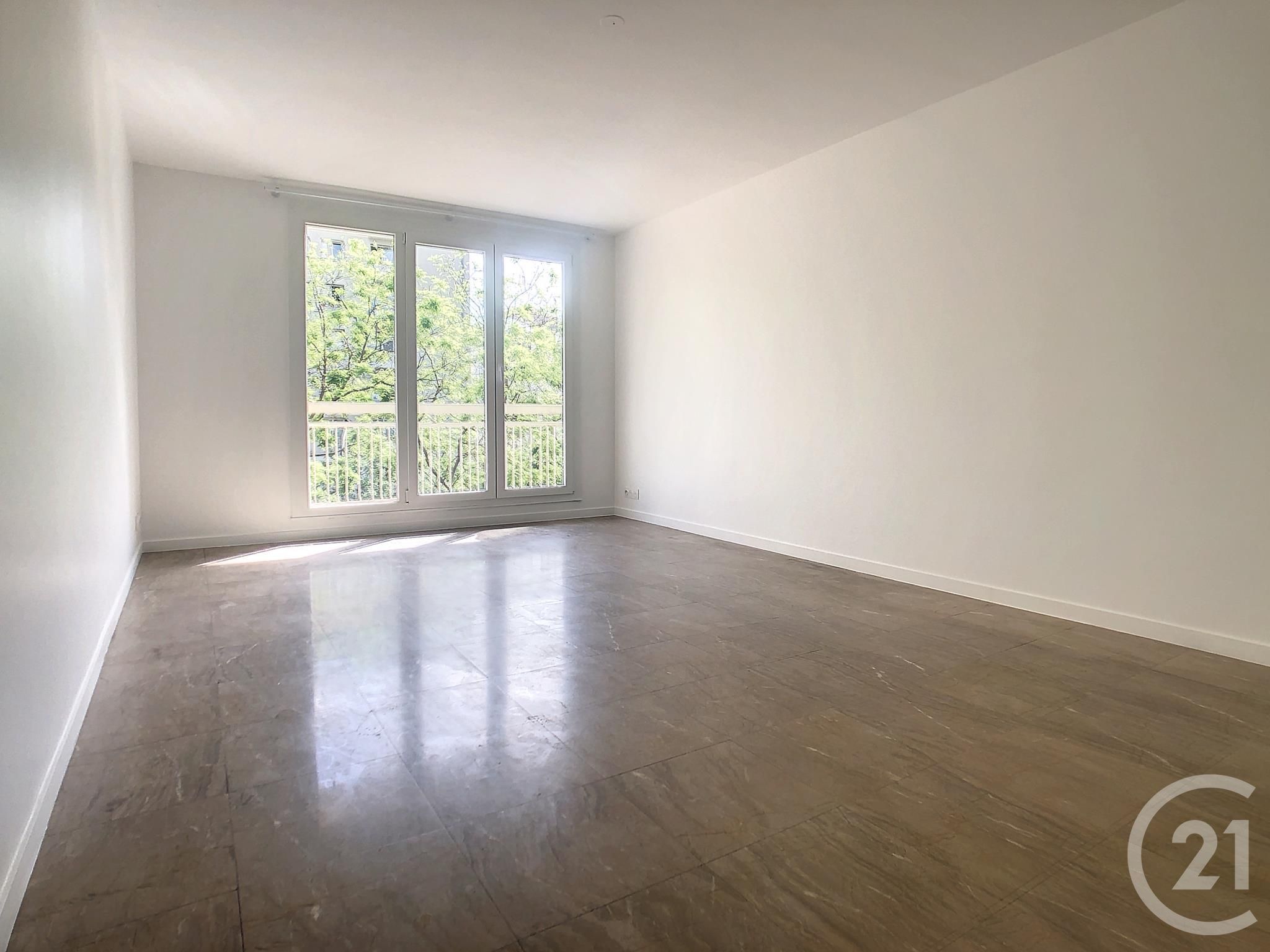 Flat Boulevard de Ménilmontant in Paris