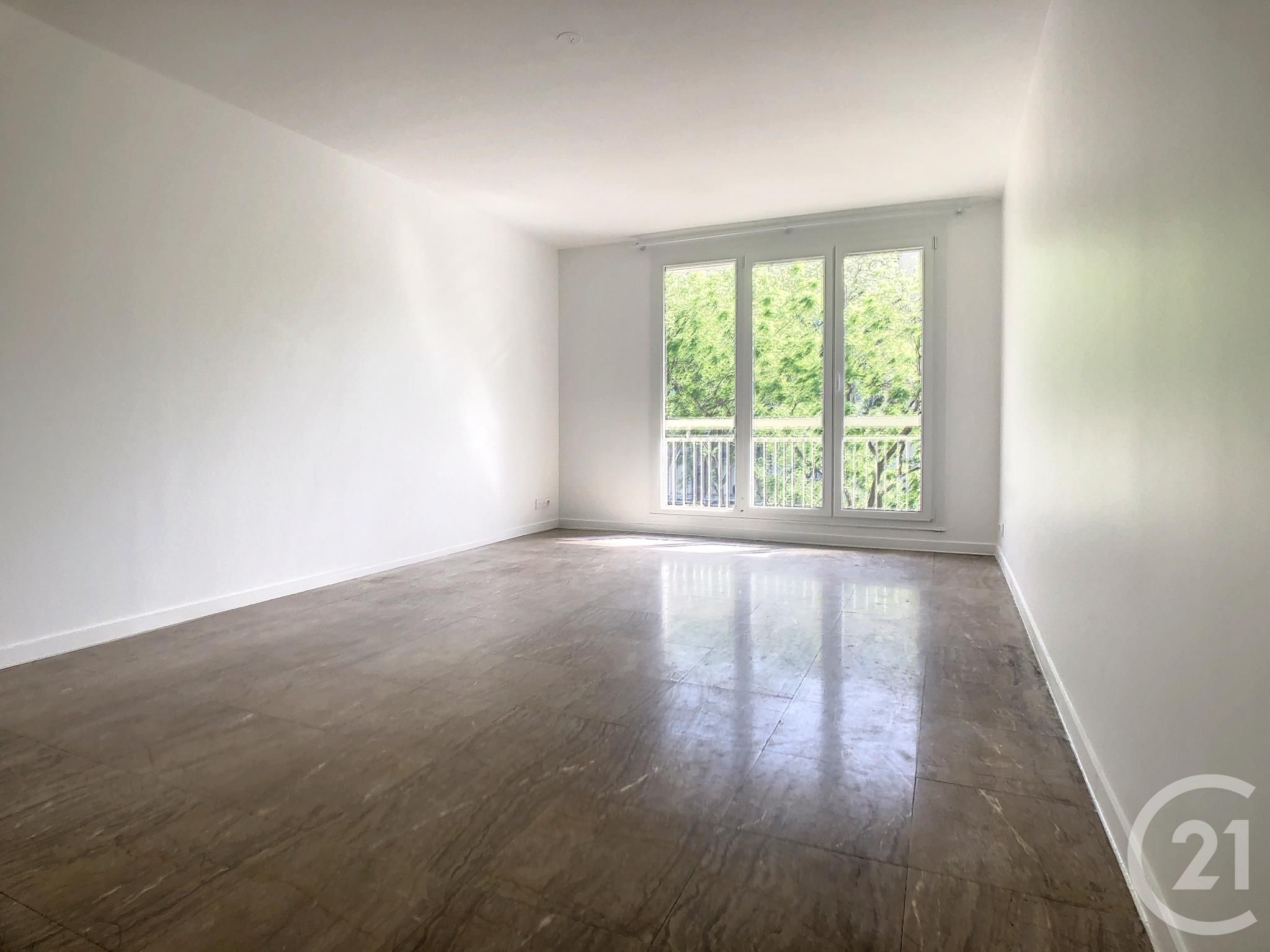 Flat Boulevard de Ménilmontant in Paris