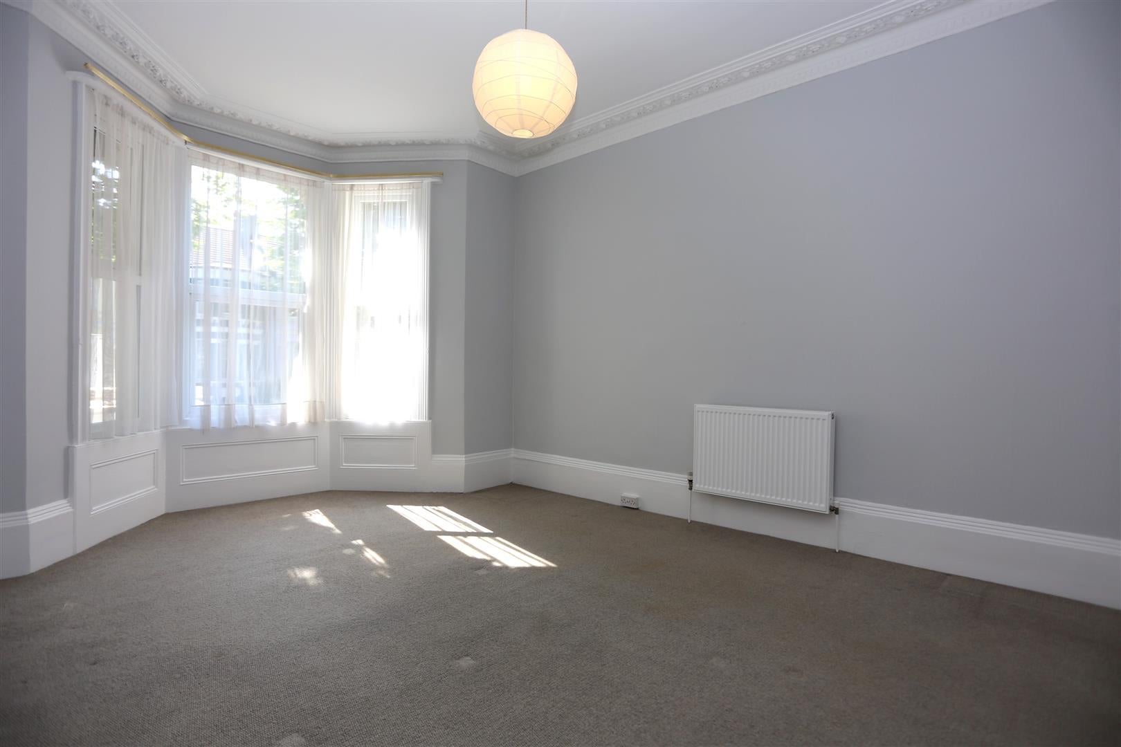 Flat Sackville Road in Portslade by Sea
