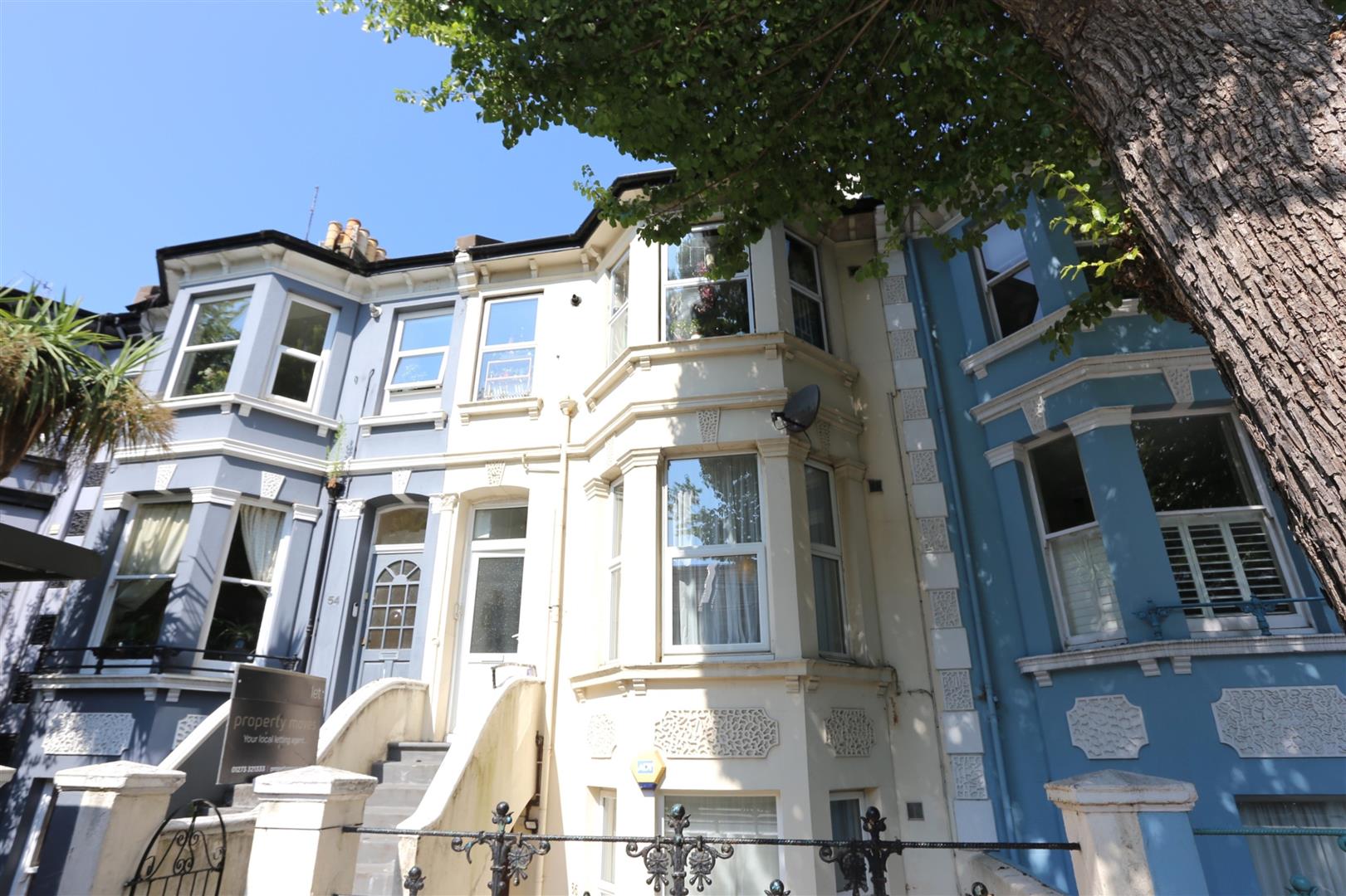 Flat Sackville Road in Portslade by Sea