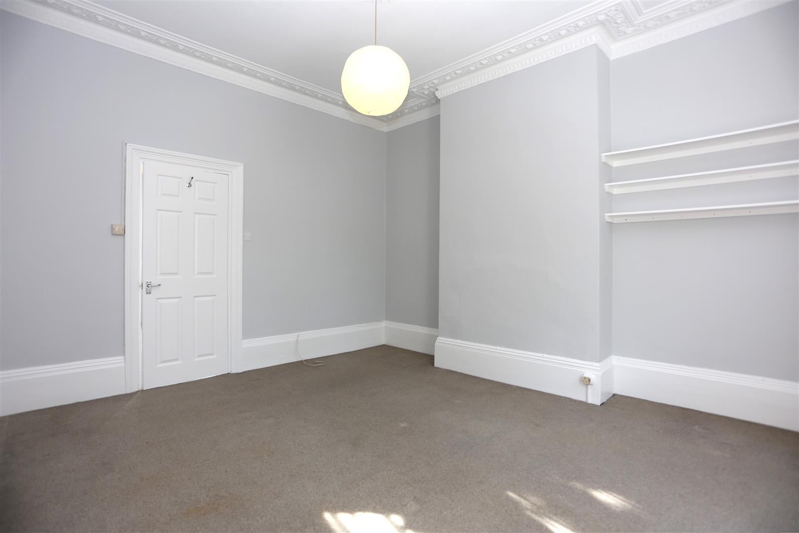 Flat Sackville Road in Portslade by Sea