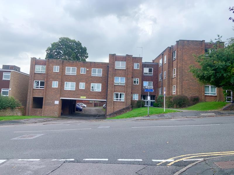 Flat Portland Terrace in Guildford