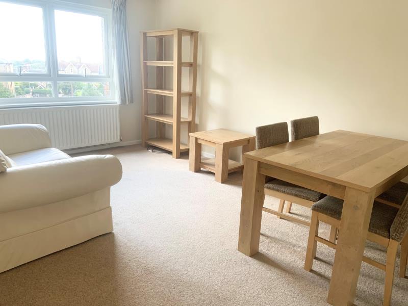Flat Portland Terrace in Guildford