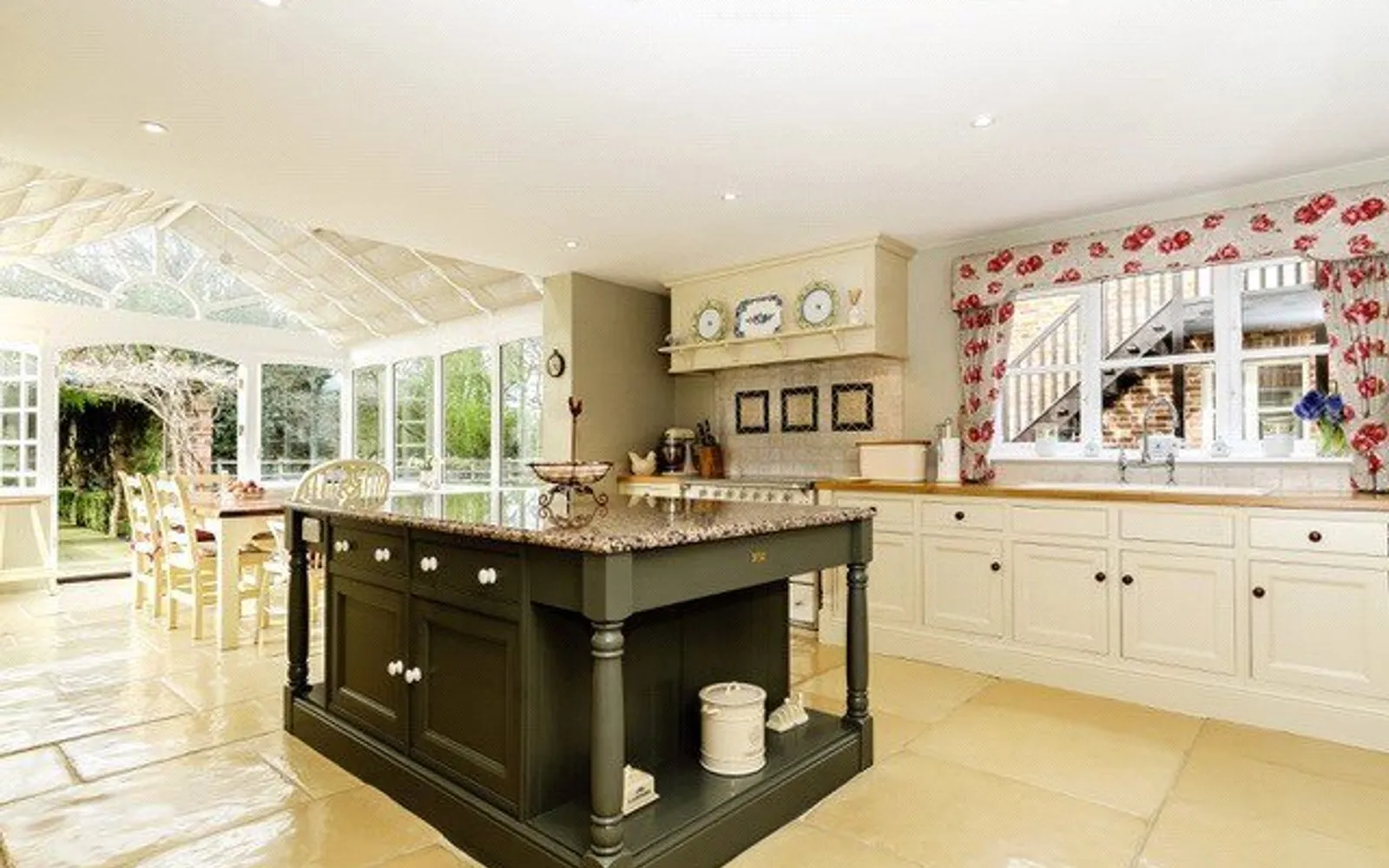 House Howe Lane in Binfield