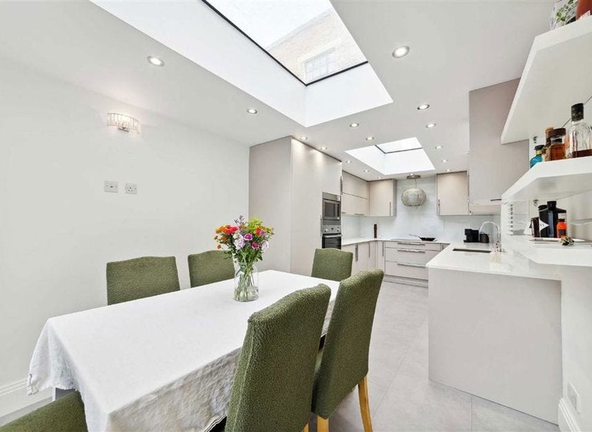 Flat Molyneux Street in City of Westminster
