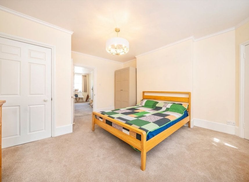 Flat Great Russell Street in Greater London