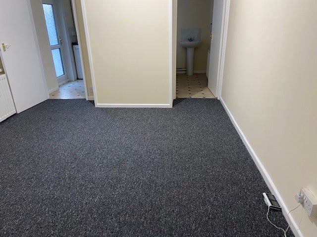 Flat Llandaff Road in Cardiff